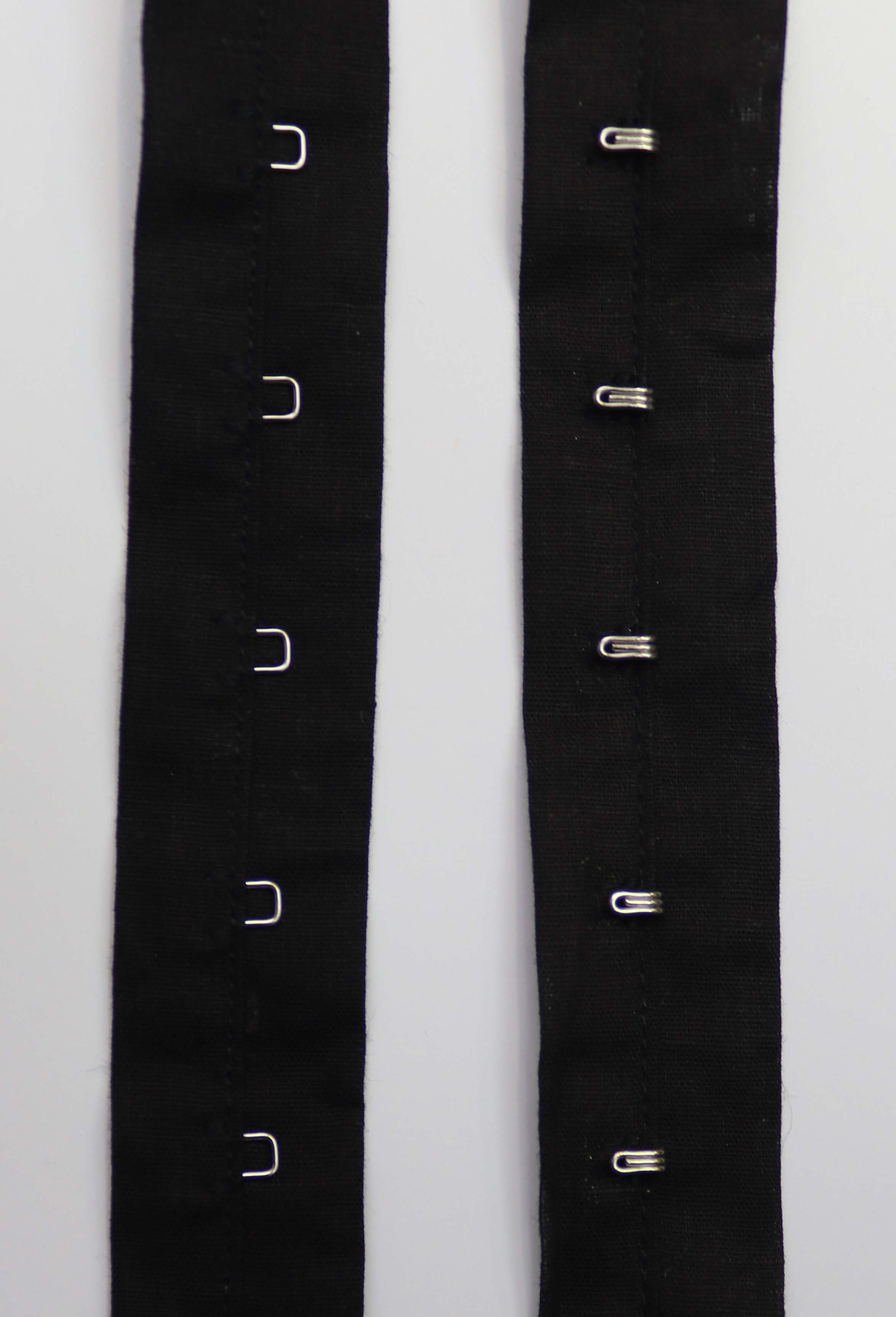 HOOK & EYE TAPE - BLACK